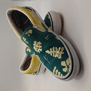 VANS Pop Crush Skateboarding Green and Yellow w/ Tropical Print Slip-ons